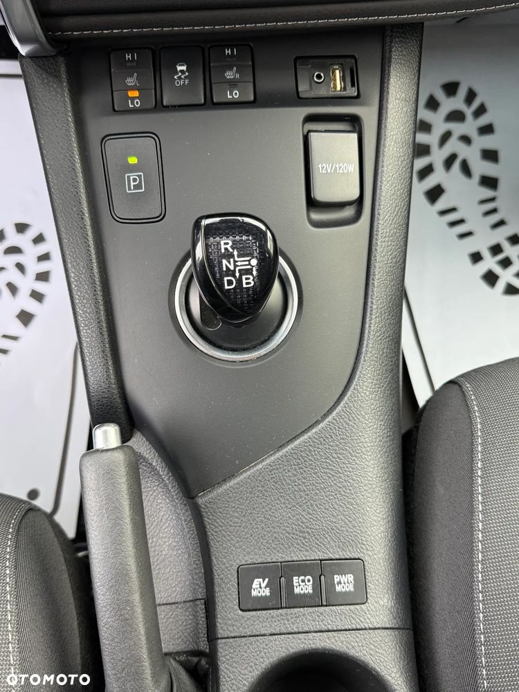 Toyota Auris Hybrid 135 Premium - 14