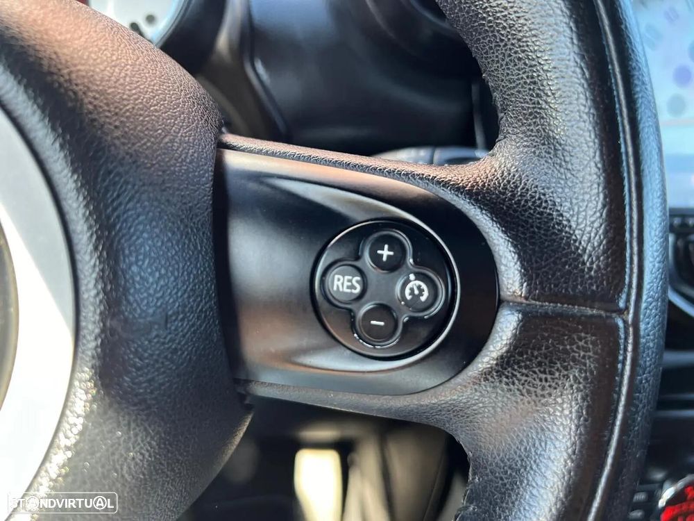 MINI Paceman Cooper D - 25