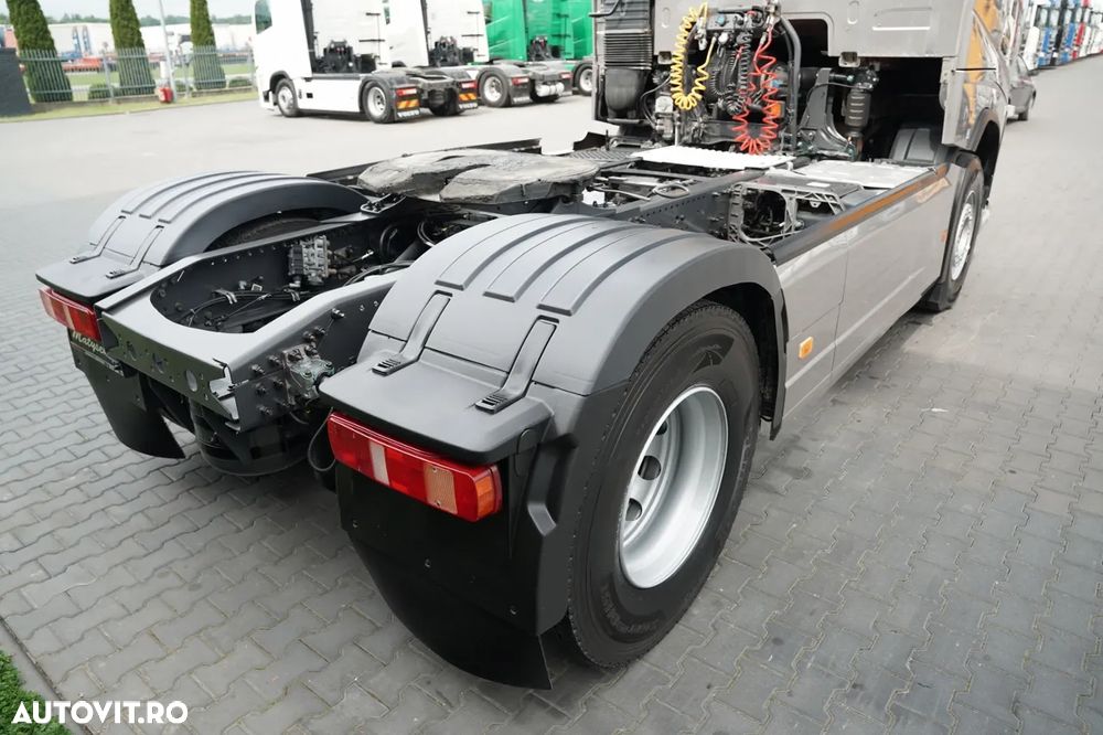 Volvo FH 460 / CABINĂ JOSĂ / I-SHIFT / - 16