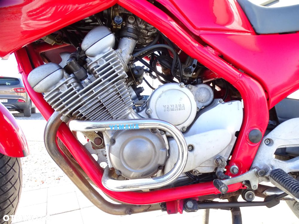 Yamaha XJ - 6