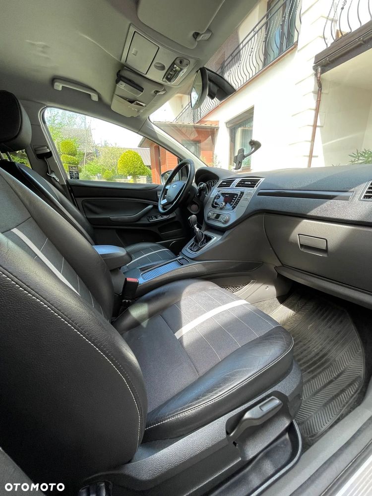 Ford Kuga 2.0 TDCi Titanium - 12