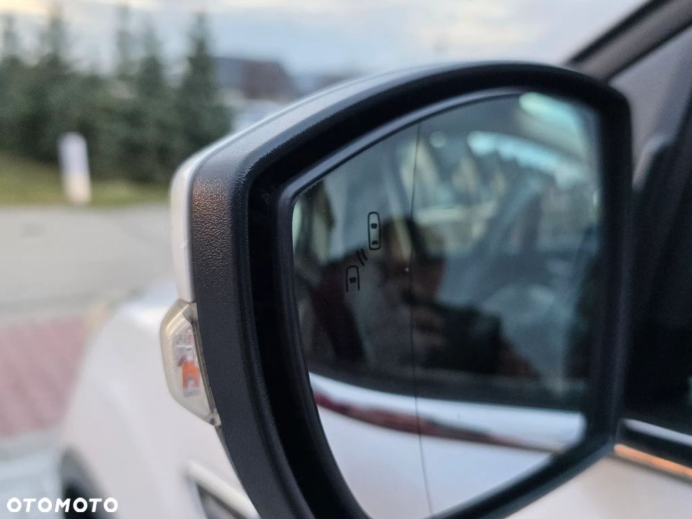 Ford Kuga 2.0 TDCi 4x4 Titanium - 27