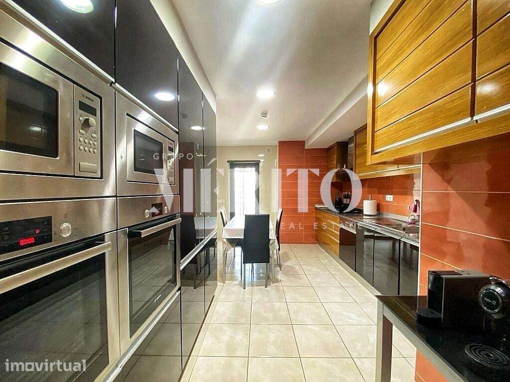 Apartamento T4 de luxo no centro da cidade de Portimão. - Grande imagem: 4/14