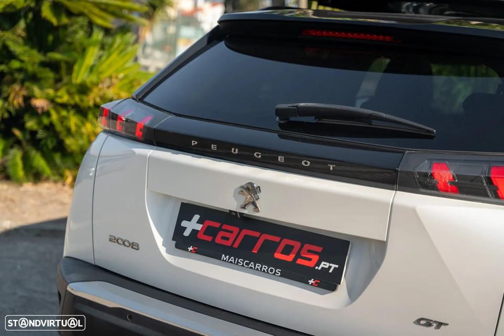 Peugeot 2008 1.2 PureTech GT Line EAT8 - 13