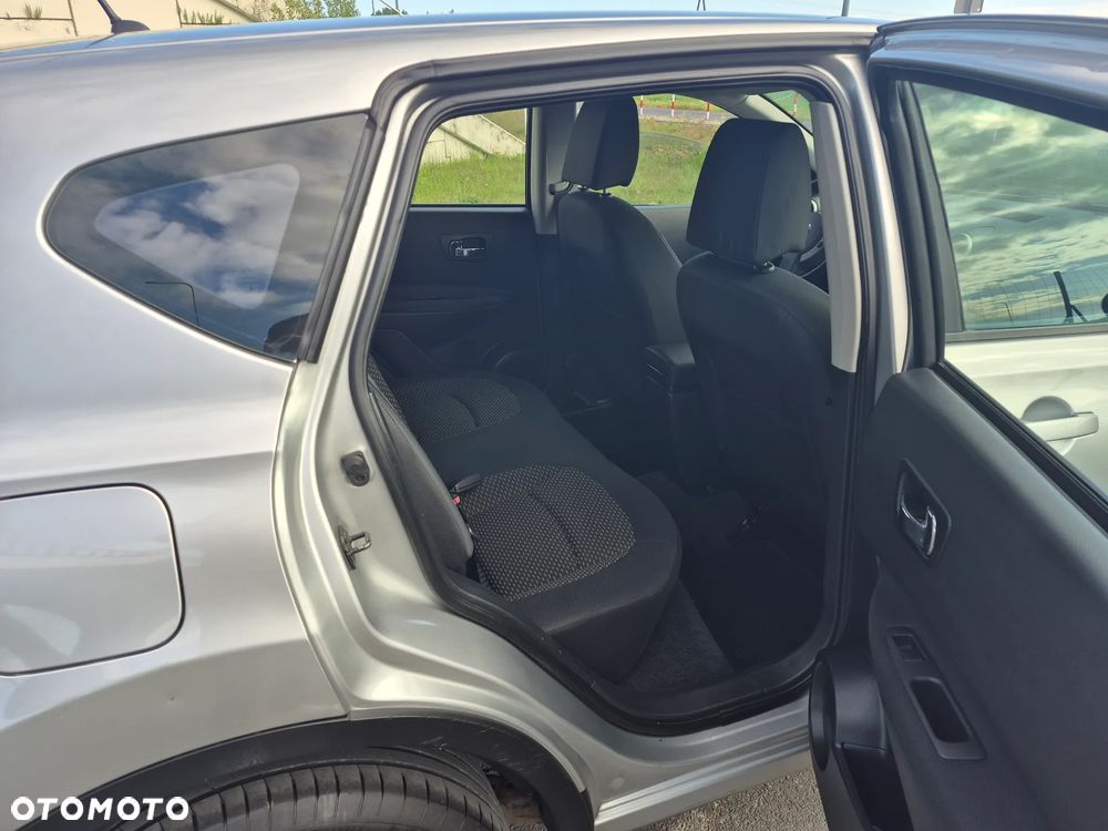 Nissan Qashqai - 11