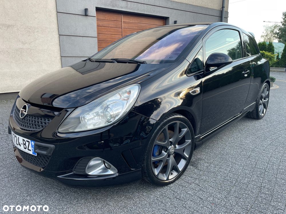 Opel Corsa 1.6 Turbo OPC - 1