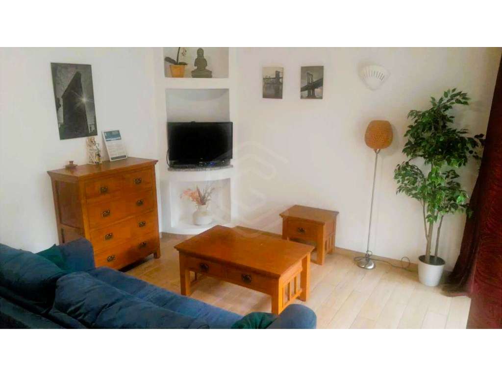 Apartamento acolhedor situado a apenas 400 metros da Praia do Forte... - Grande imagem: 5/24