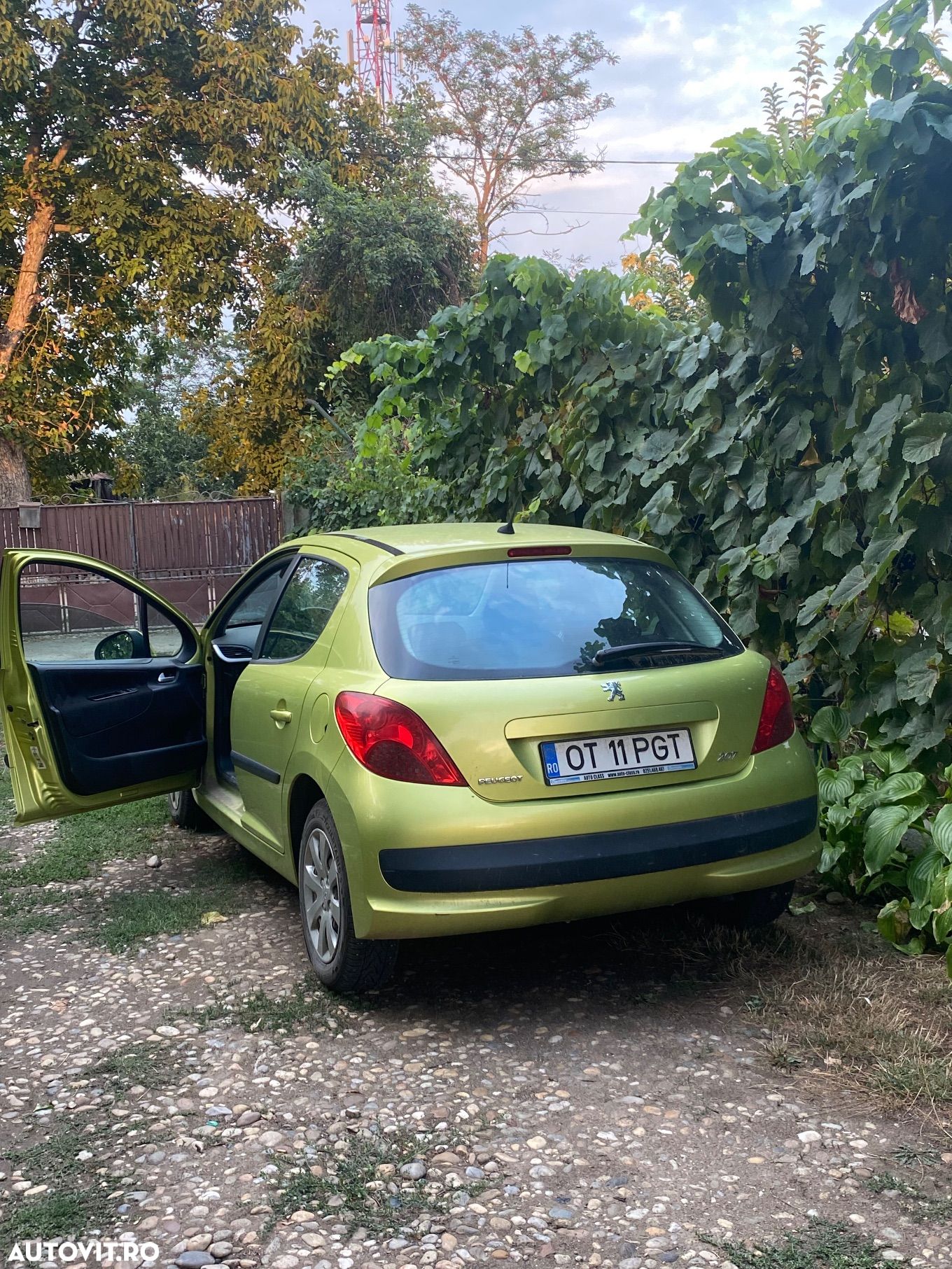 Peugeot 207 1.4E 16V Trendy - 1