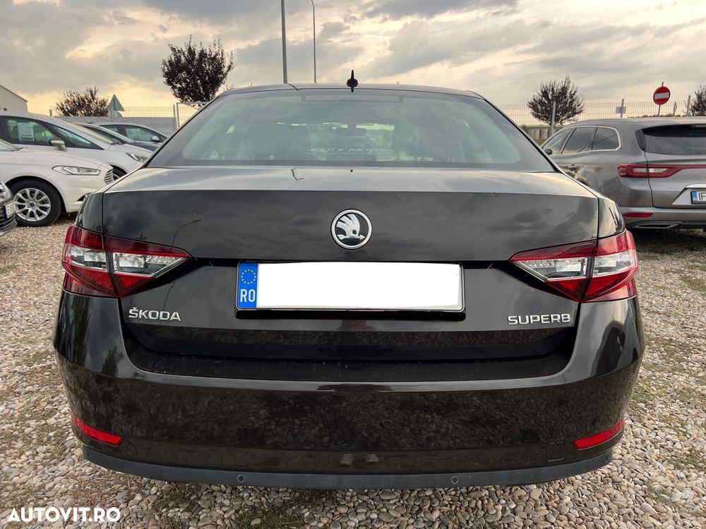 Skoda Superb 1.8 TSI DSG Style - 13