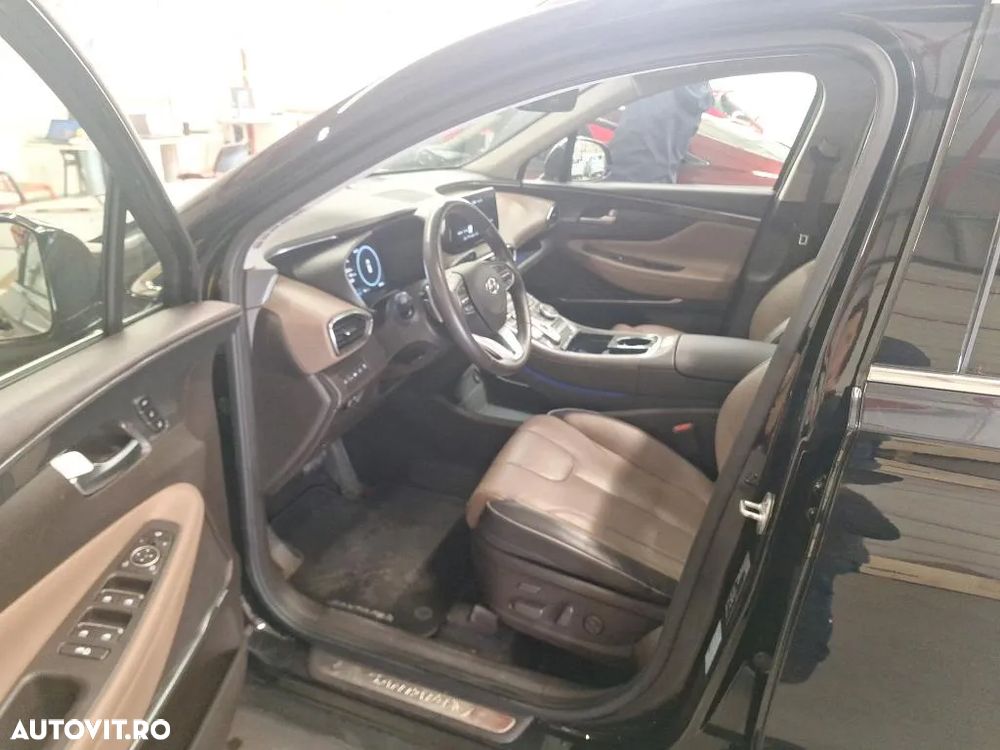 Hyundai Santa Fe - 4