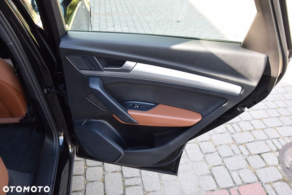 Audi Q5 35 TDI S tronic S line - 33