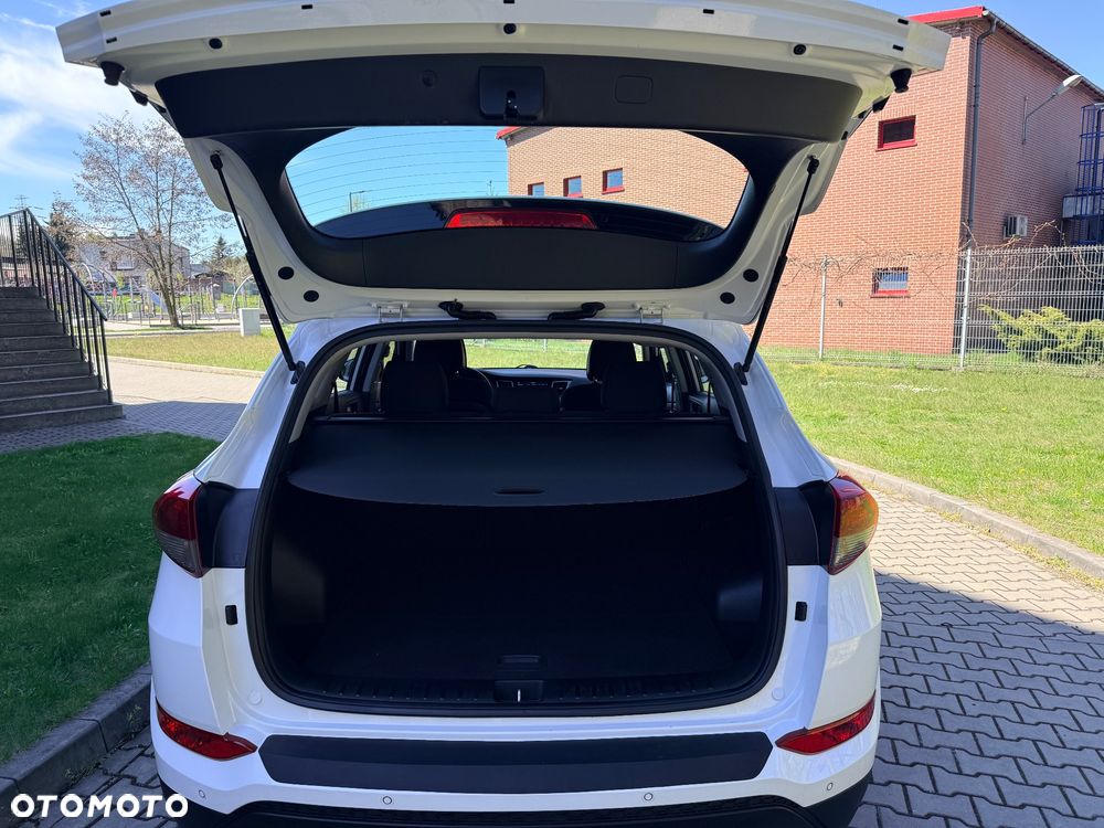 Hyundai Tucson blue 1.6 GDi 2WD Navi - 33