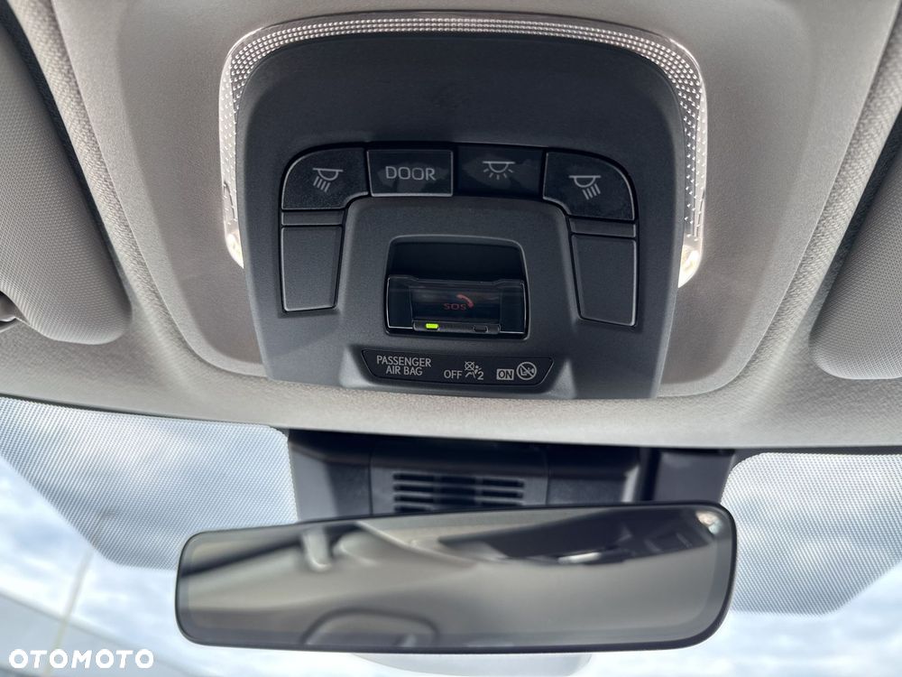 Toyota Corolla 1.8 Hybrid Comfort - 23