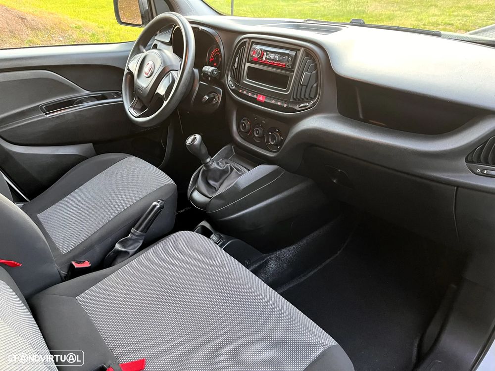 Fiat Dobló 1.3 Multijet Easy 3 Lugares - 7