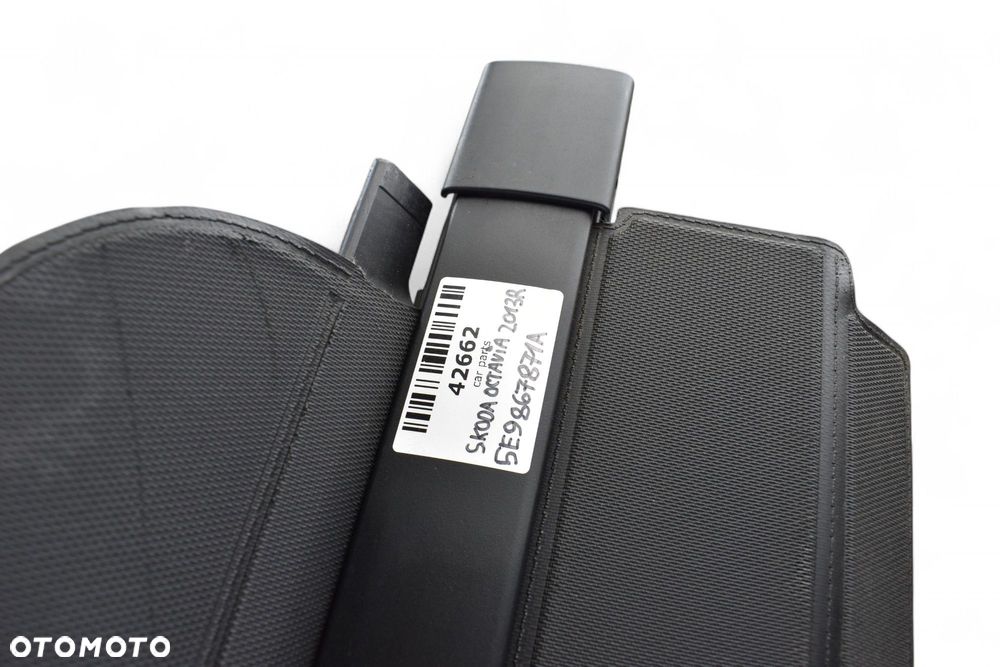 Roleta Bagażnika SKODA OCTAVIA III KOMBI 5E9867871A - 9