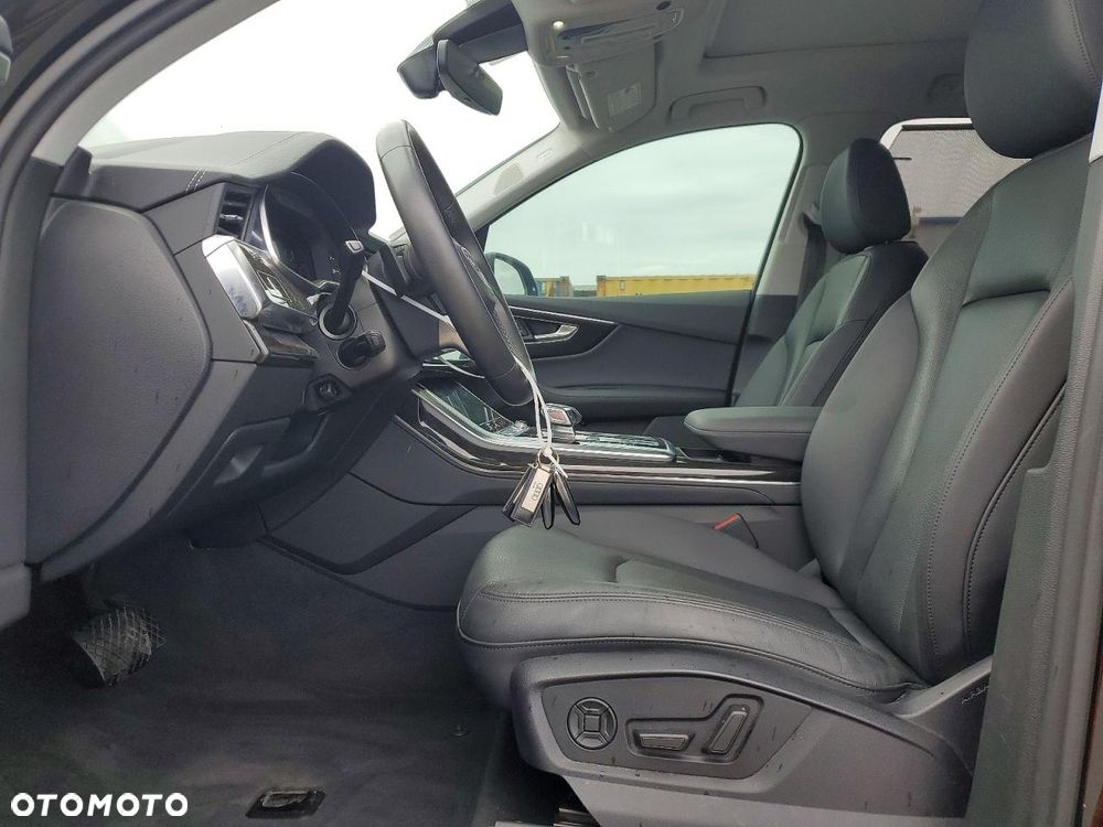 Audi Q7 3.0 TFSI Quattro Tiptronic - 7