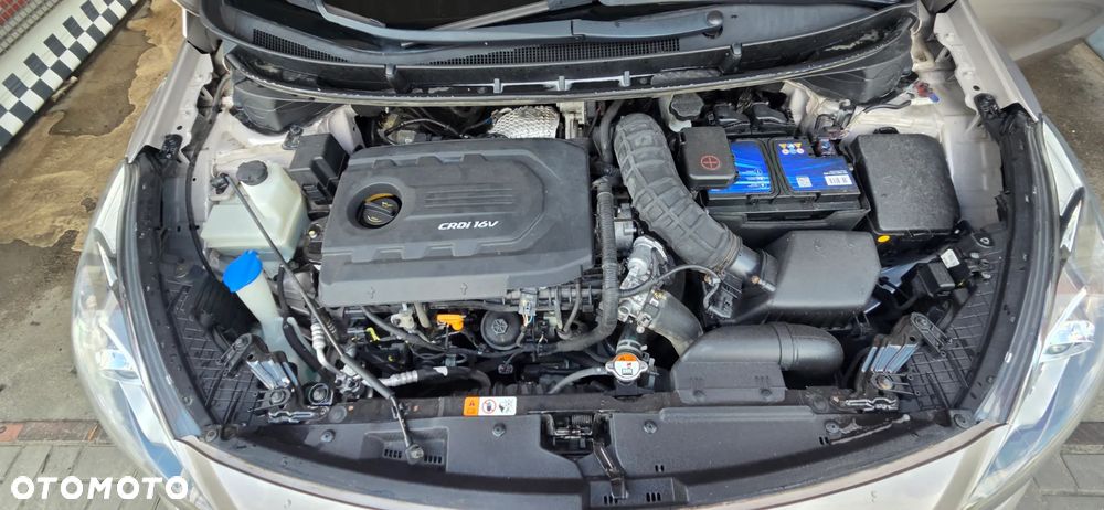 Hyundai i30 1.6 CRDi Premium - 37