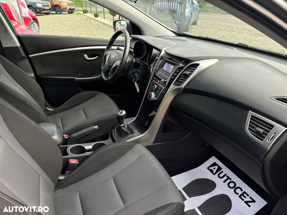 Hyundai i30 1.4 blue Classic - 11