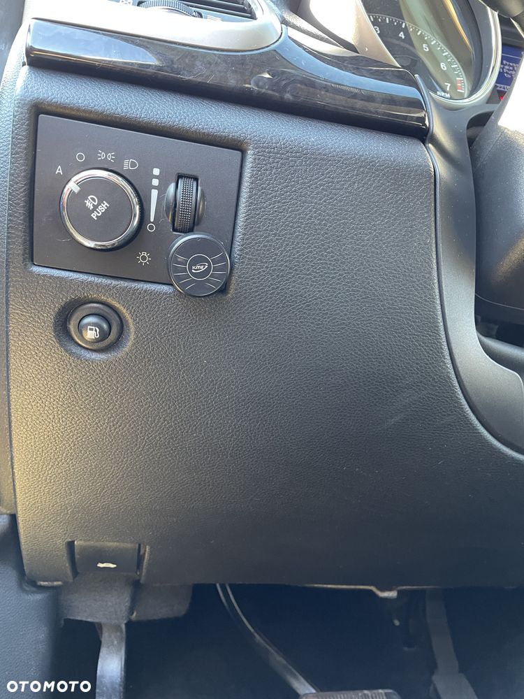 Jeep Grand Cherokee - 14