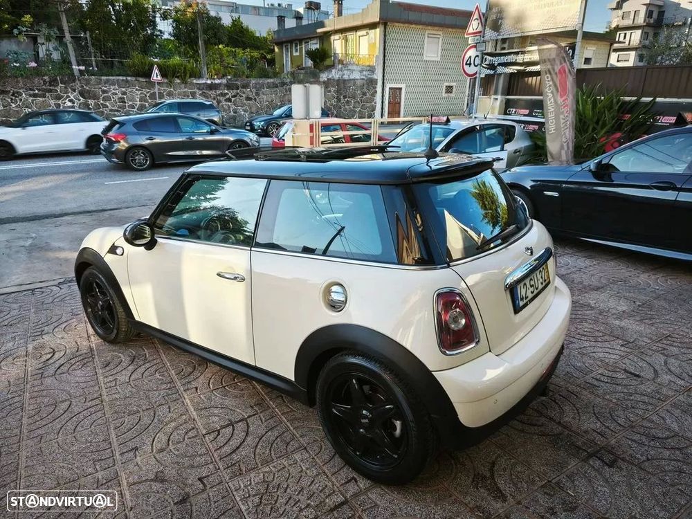 MINI 3 Portas Cooper D - 10