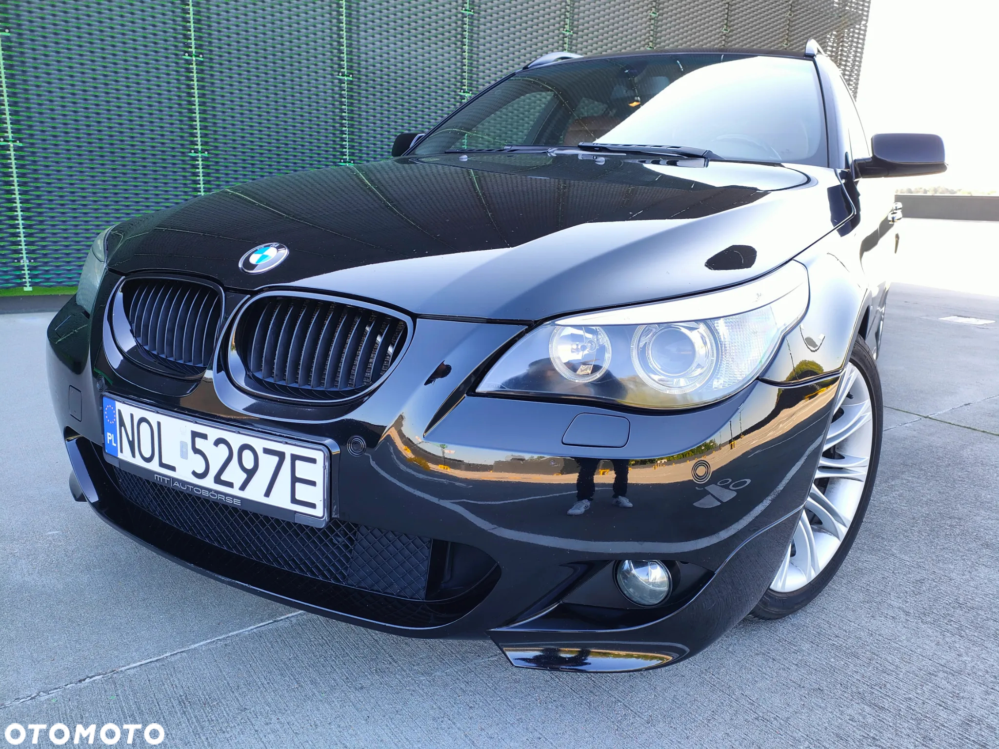BMW Seria 5 530i Touring - 2