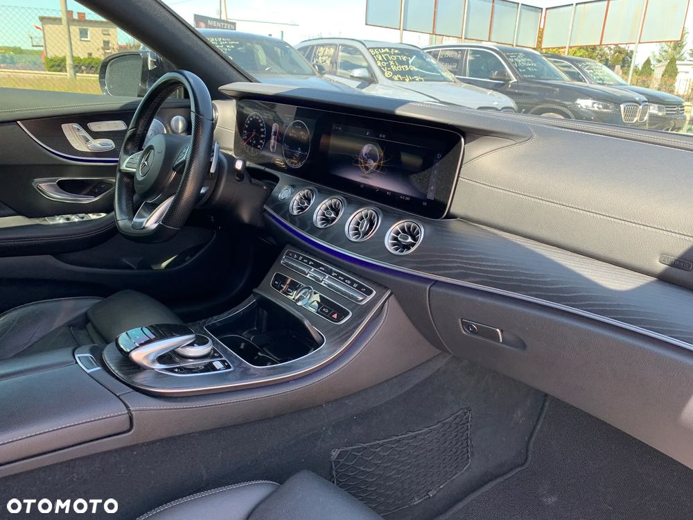 Mercedes-Benz Klasa E 400 4Matic Coupe 9G-TRONIC AMG Line - 18