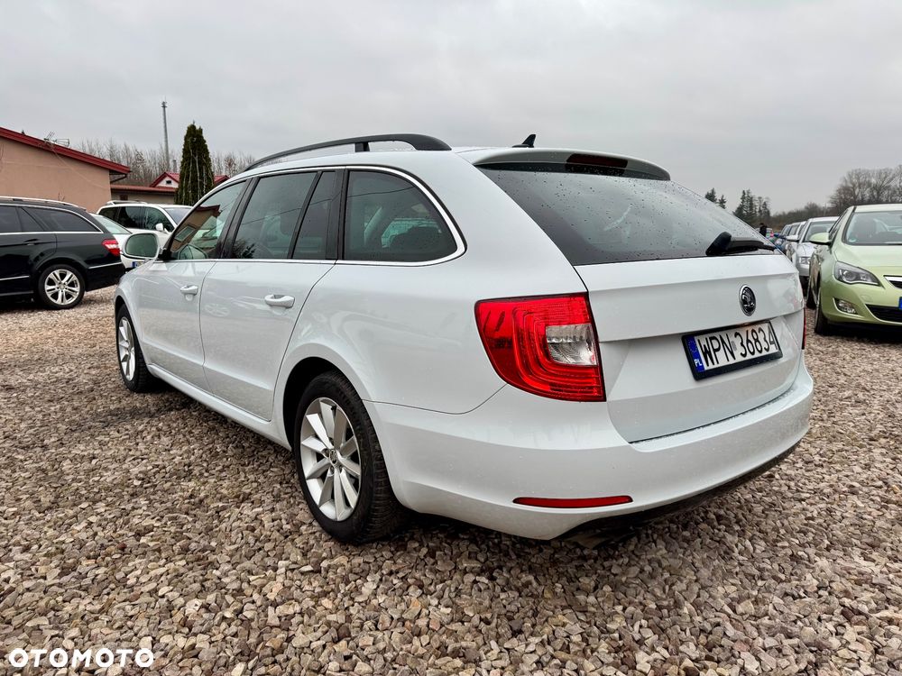 Skoda Superb 1.6 TDI GreenLine - 17