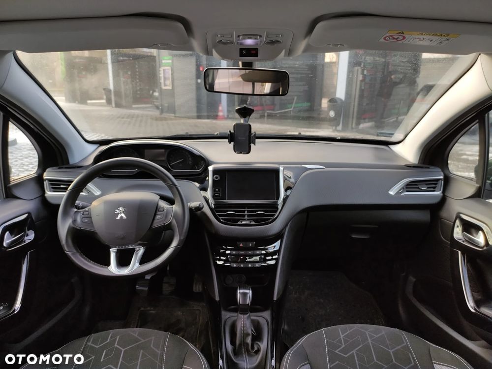 Peugeot 2008 1.2 Pure Tech GPF Active - 14