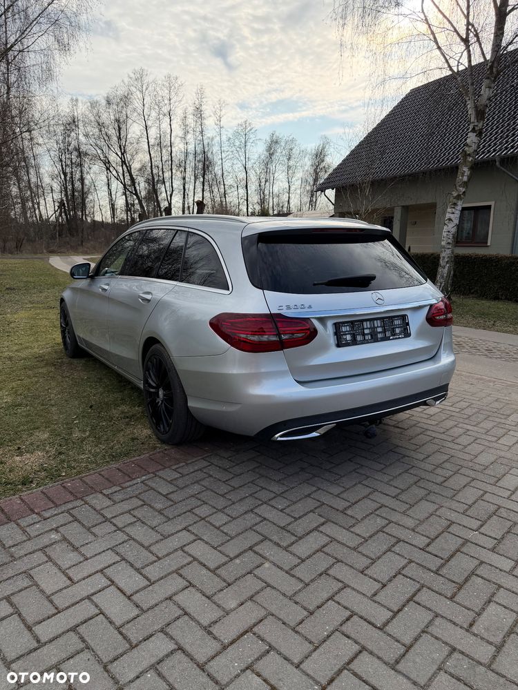 Mercedes-Benz Klasa C 300 d 9G-TRONIC Avantgarde - 4
