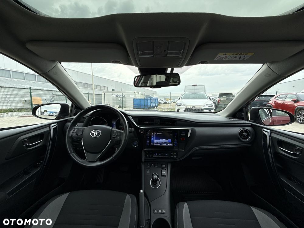 Toyota Auris Hybrid 135 Premium - 9