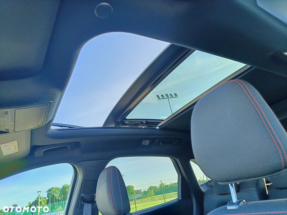 Ford Kuga - 21