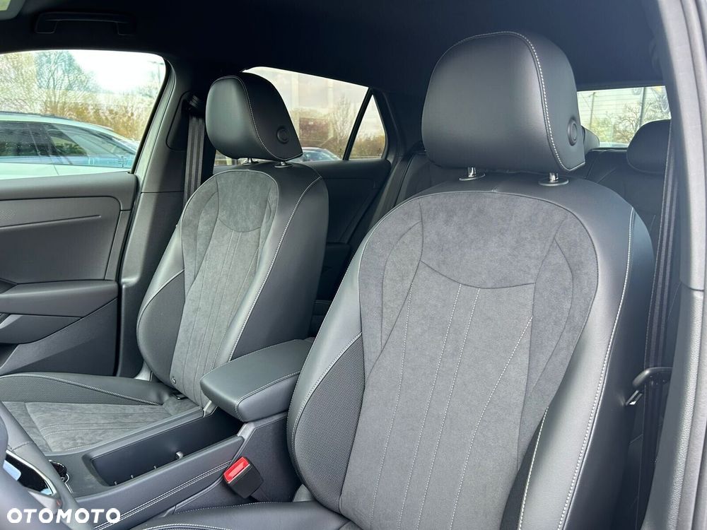 Volkswagen T-Roc - 5