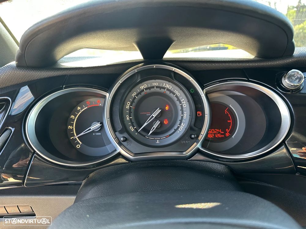 Citroën DS3 1.6 e-HDi So Chic - 22
