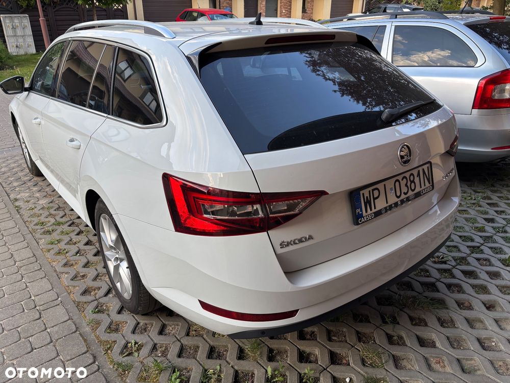 Skoda Superb 2.0 TDI Ambition DSG7 - 2