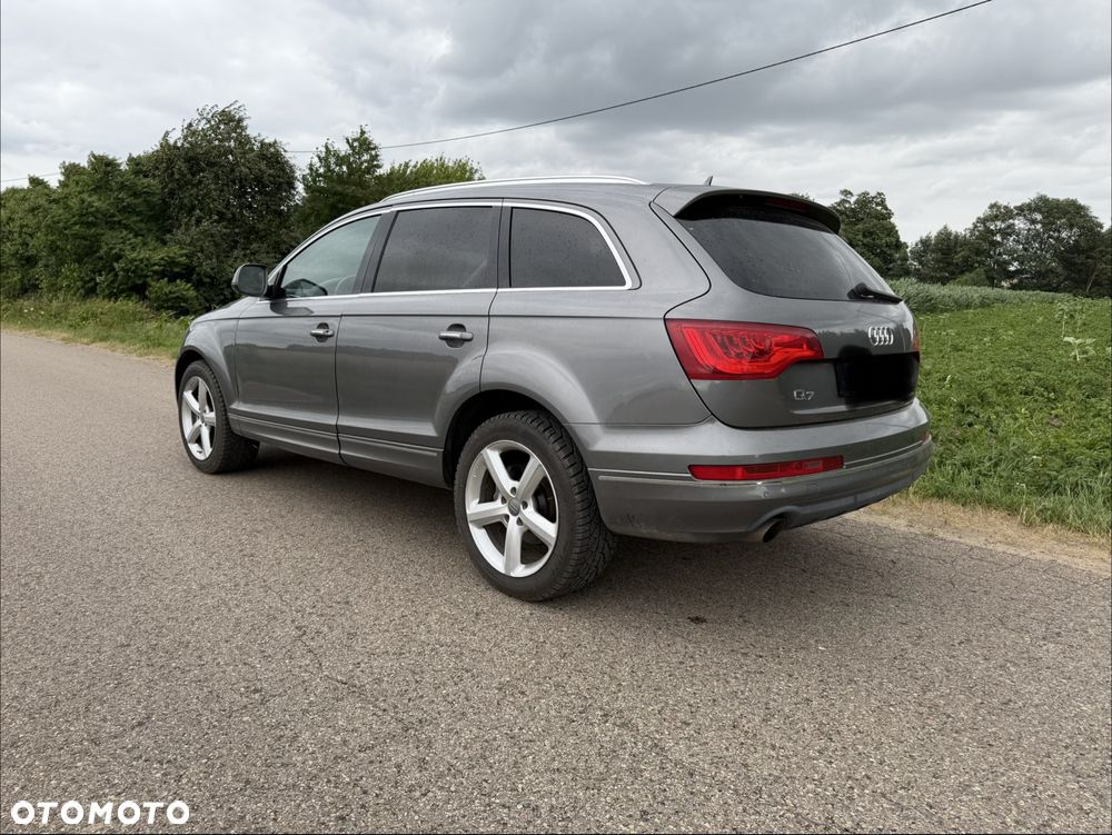 Audi Q7 - 2