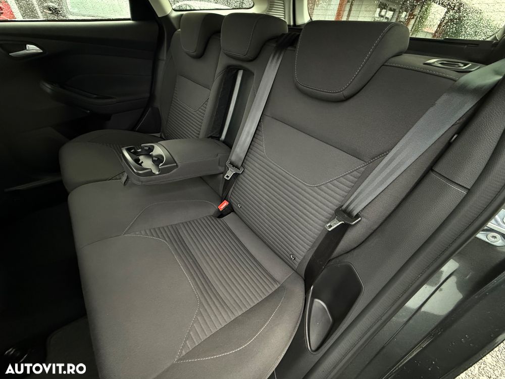 Ford Focus 1.5 TDCi Titanium - 6