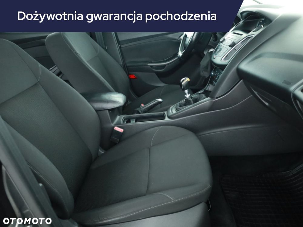 Ford Focus SW - 9