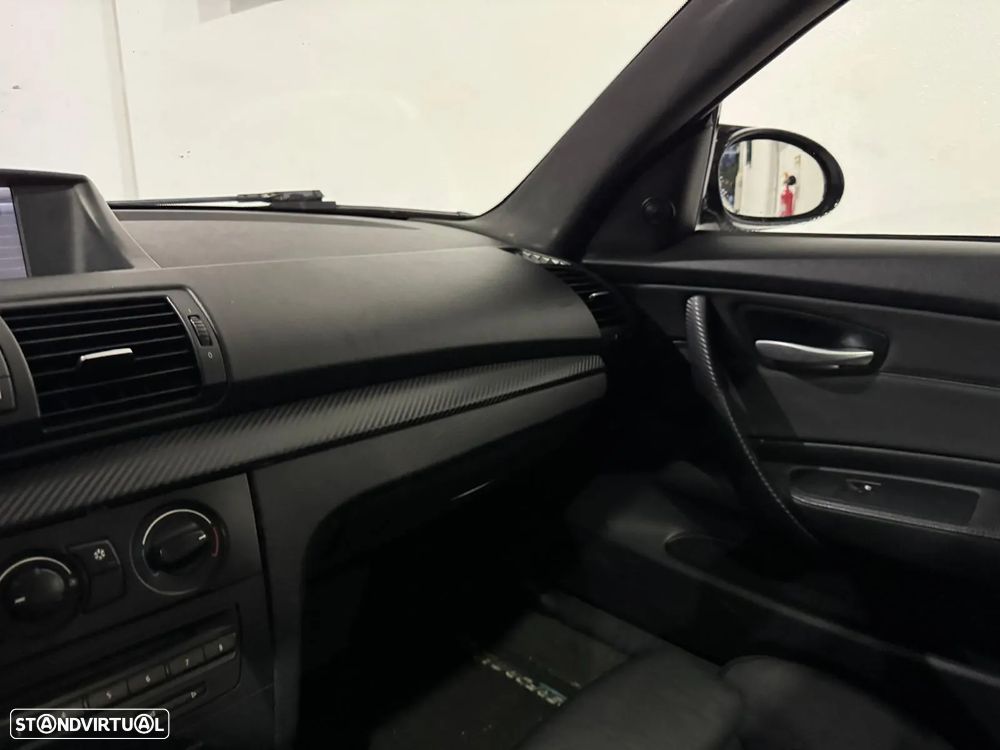 BMW 120 d Coupe - 17