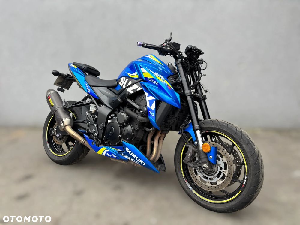 Suzuki GSX - 1