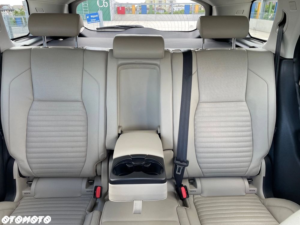 Land Rover Discovery Sport 2.0 P200 mHEV Urban Edition - 26