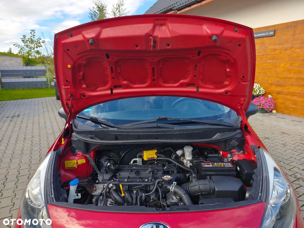 Kia Rio - 16
