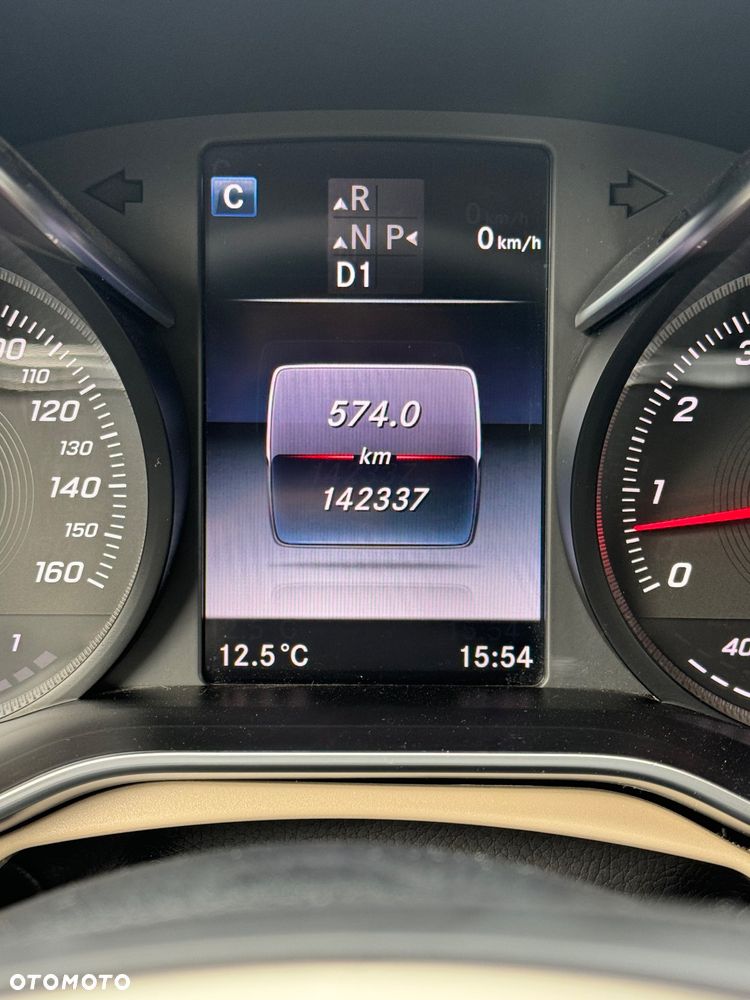 Mercedes-Benz Klasa C 300 7G-TRONIC - 14