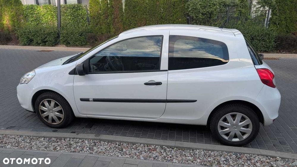 Renault Clio - 6