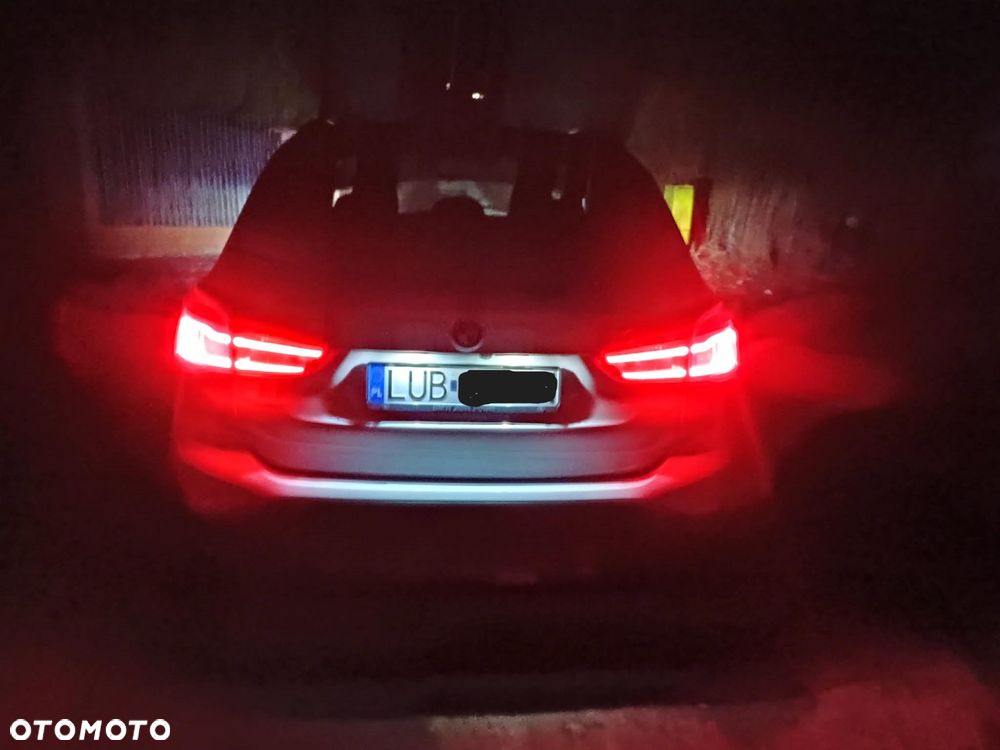 BMW X1 xDrive25i Advantage - 8