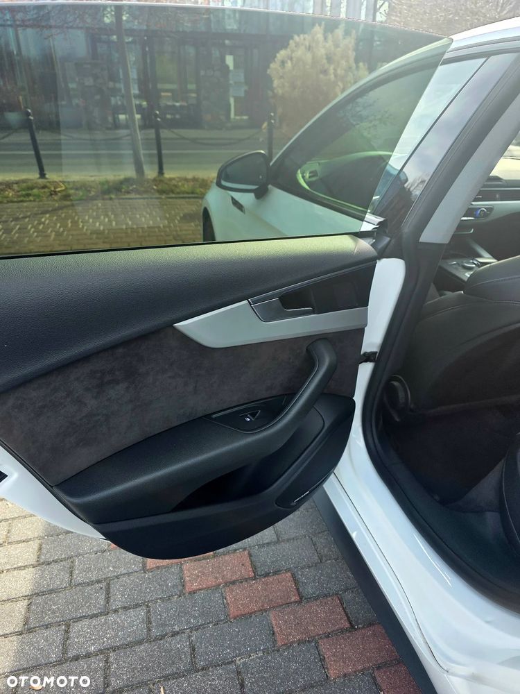 Audi A5 Sportback 35 TFSI Sport S tronic - 16