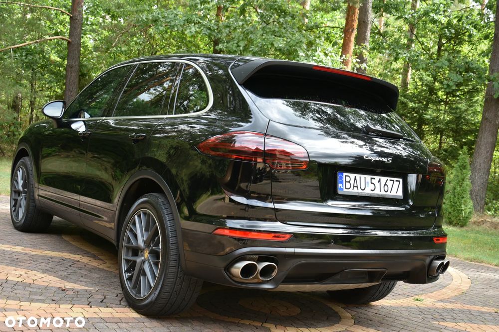 Porsche Cayenne S - 22