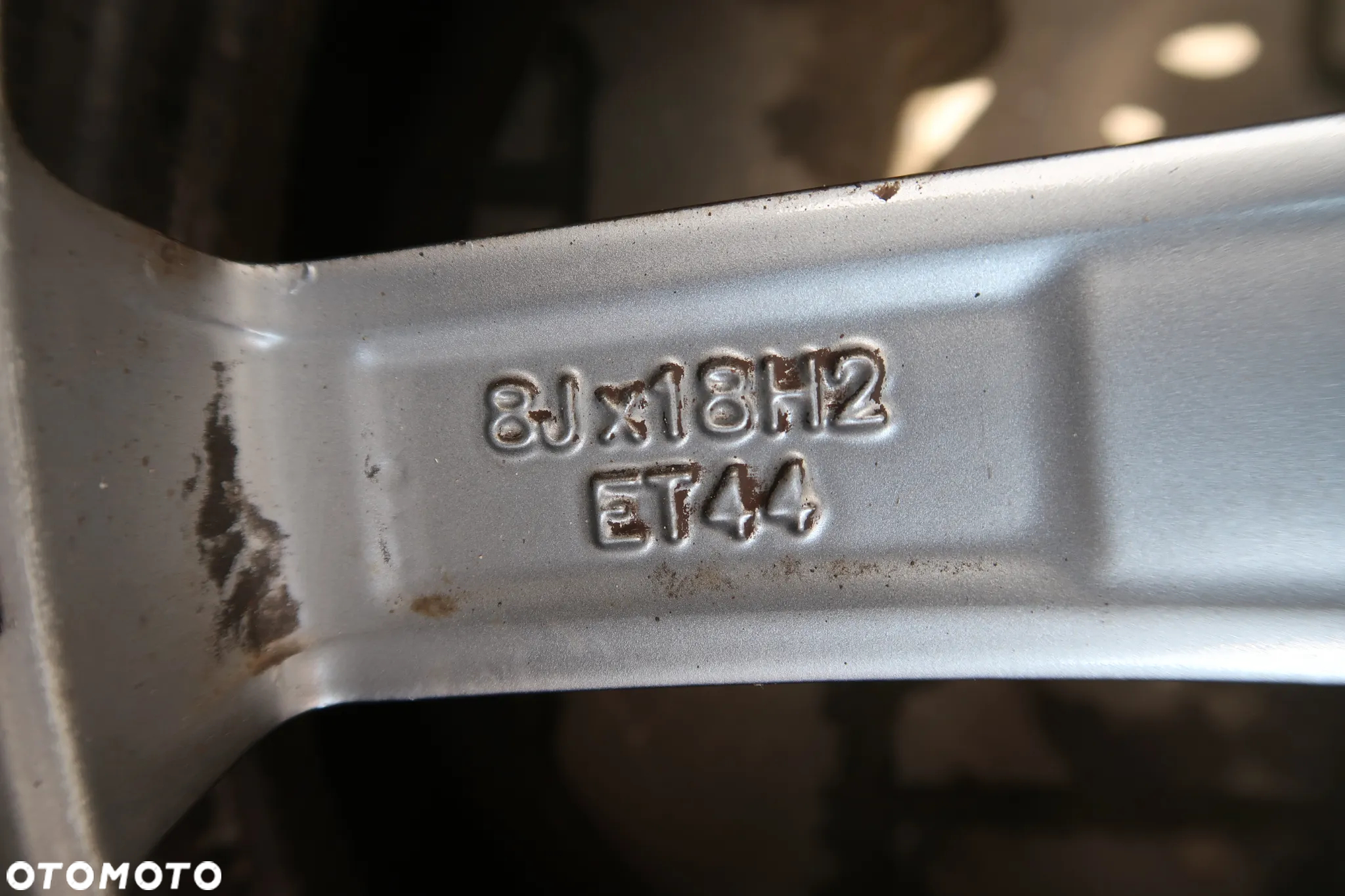 C49 FELGA PASSAT 3G0601025Q 8X18ET44 - 7