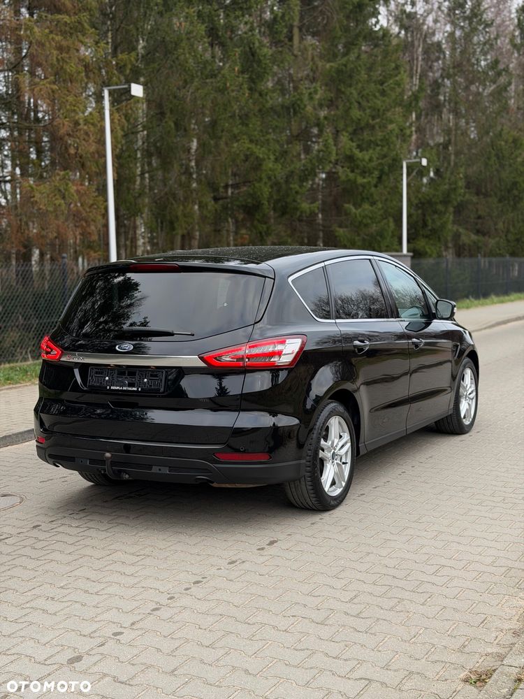 Ford S-Max 2.0 TDCi Titanium PowerShift - 7