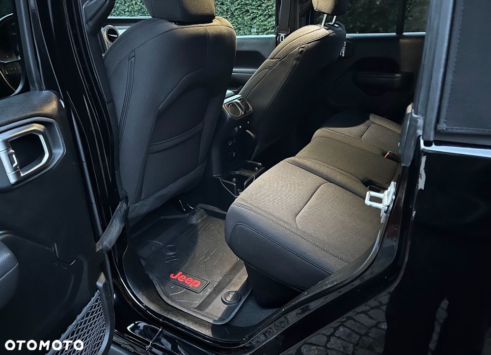 Jeep Gladiator - 17