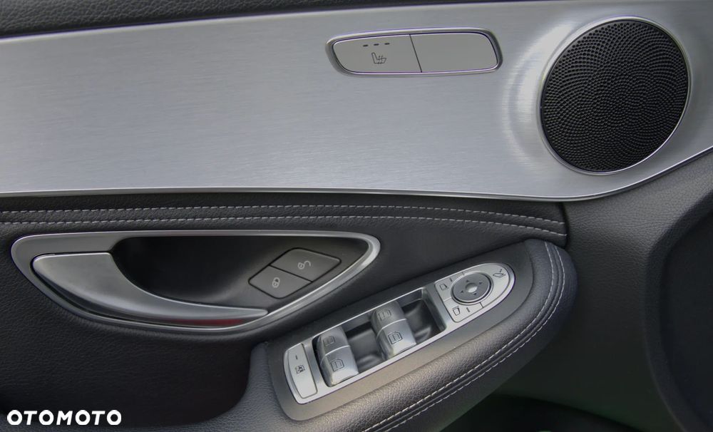 Mercedes-Benz Klasa C 180 (BlueEFFICIENCY) 7G-TRONIC Elegance - 12